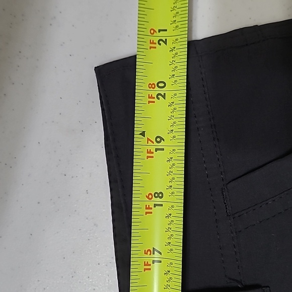 Kuhl Men's Renegade dark grey pants size 40x32 - Picture 7 of 8